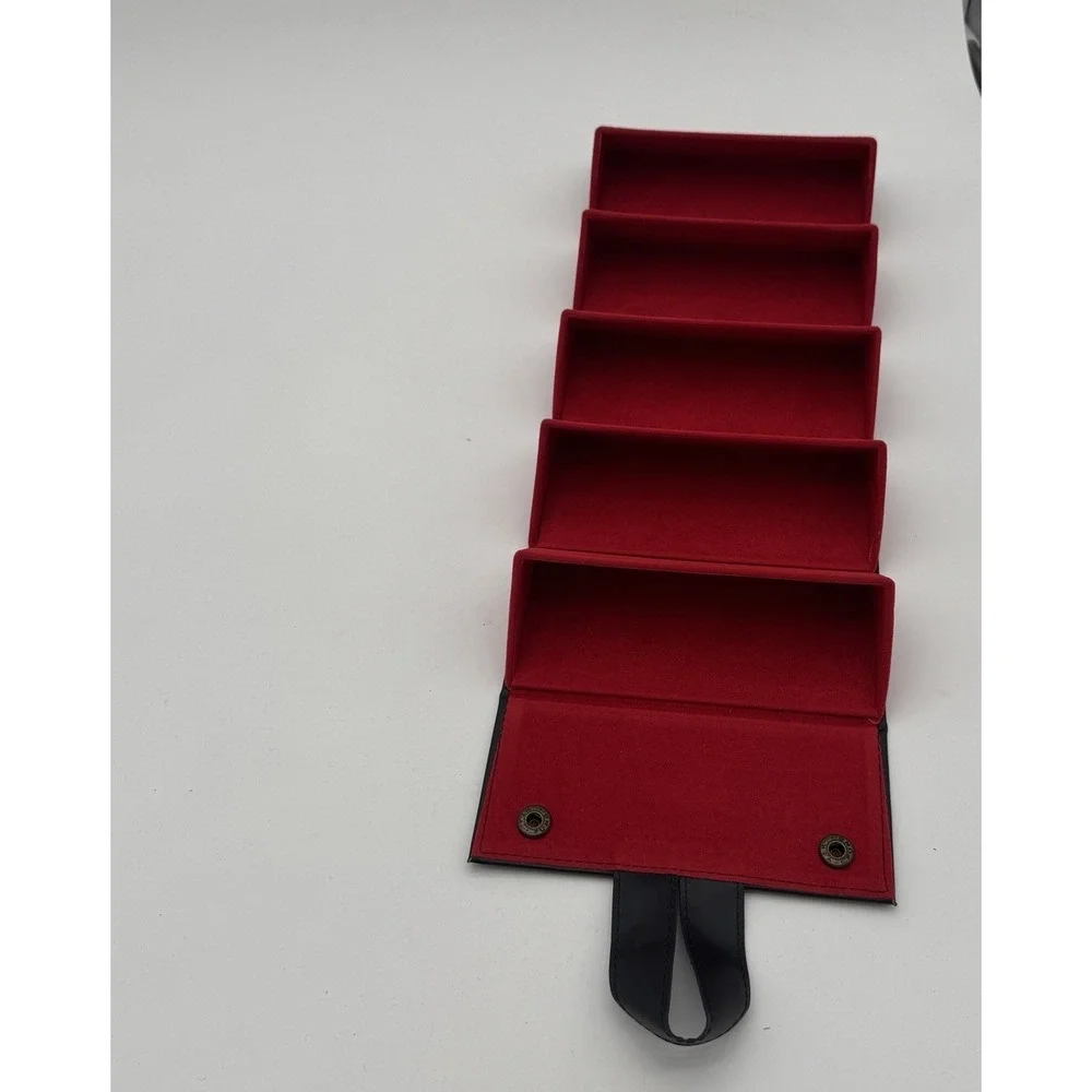 5 Slot Hanging Sunglasses Organizer‎ Travel Case Black Red Storage NWOT